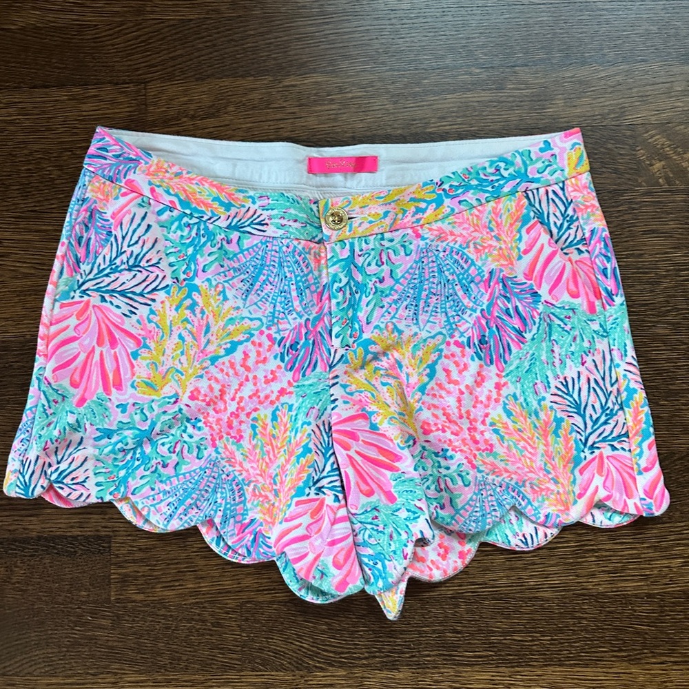 Lilly Pulitzer Pink and Blue Patterned Women Shorts